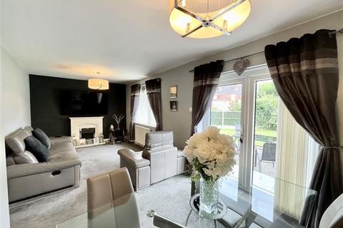 9 Glaisdale Close, Dinnington, Sheffield, S25 3SS