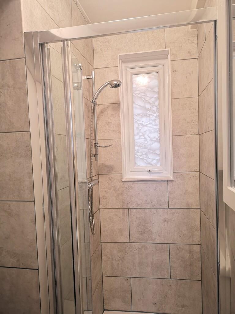 New Shower cubicle