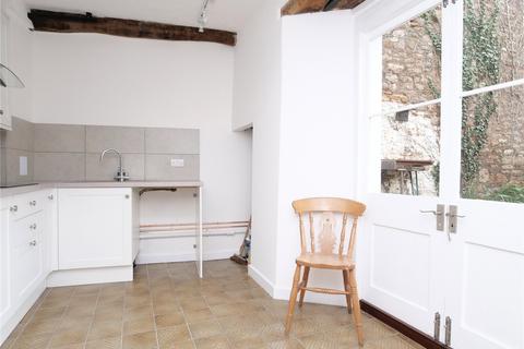 undefined, Pretty Cottage with courtyard garden - Central Wells