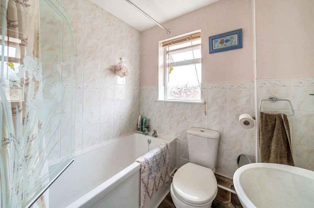Bathroom (Bathroom)