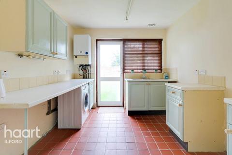 165 Richmond Road, Ilford, IG1 2XL
