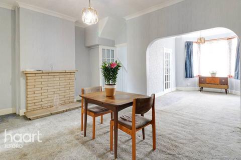 165 Richmond Road, Ilford, IG1 2XL