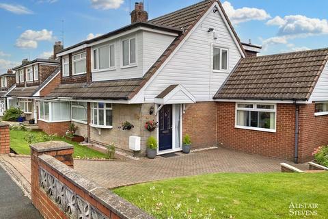 52 Cornish Way, Royton, Oldham, OL2 6JY