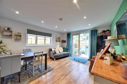 2 bedroom end of terrace house for sale - Charles Melrose Close, Mildenhall, Bury St. Edmunds, Suffolk, IP28