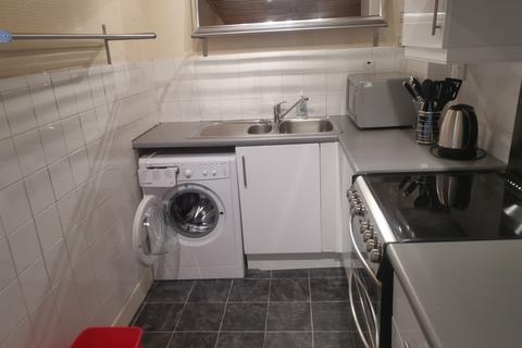 1 bedroom flat to rent, Craigie Street, Queenspark, Glasgow