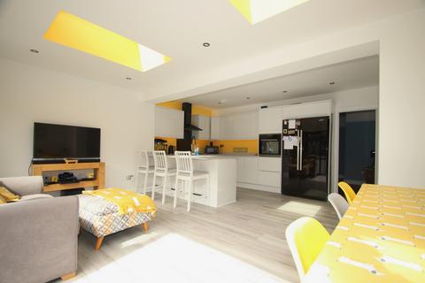 119 Leesons Hill, Orpington, BR5 2NG