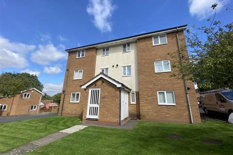 2 bedroom flat for sale - Charlecote Park, Telford, Shropshire, TF3 5HB