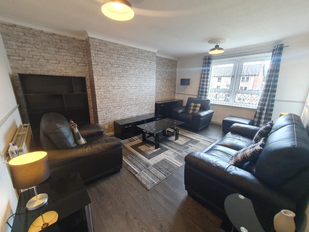 Armadale Court, Dennistoun, Glasgow, G31 2 bed flat £850 pcm (£196 pw)