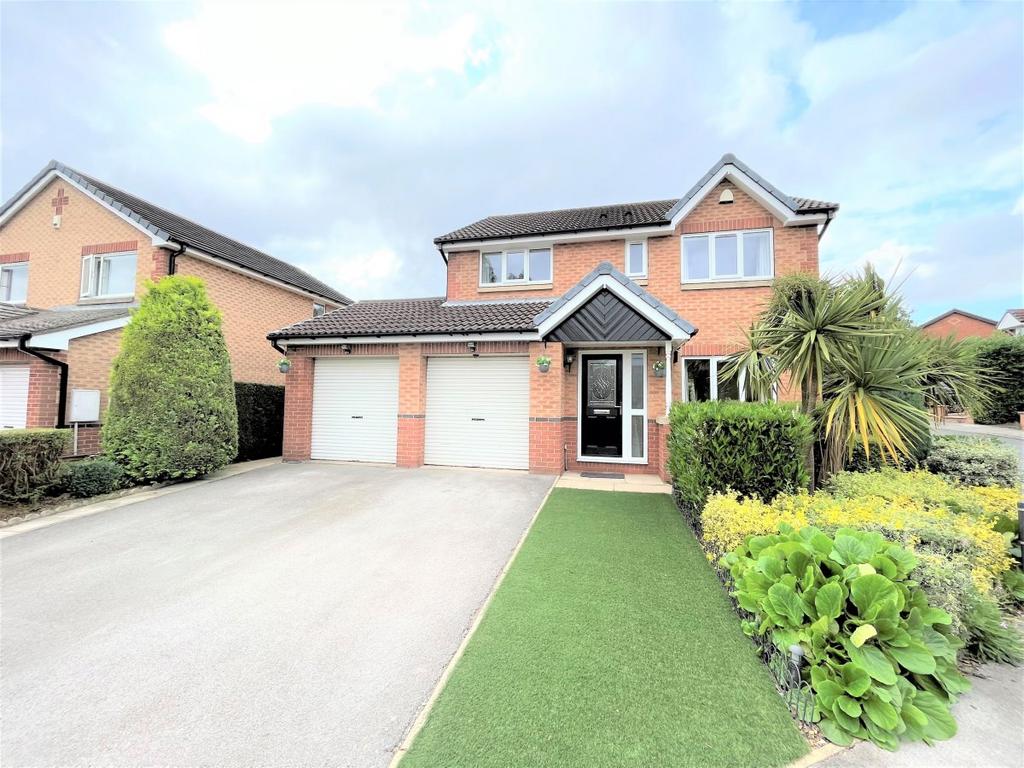 Airedale Heights, 4 bed detached house for sale £340,000