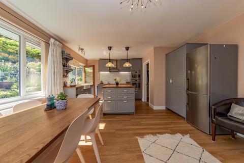 6 Church Close, Riding Mill, NE44 6DP