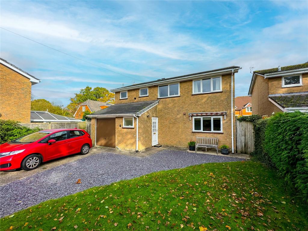 Pear Tree Close, Bransgore, Christchurch, Dorset, BH23 4 bed detached