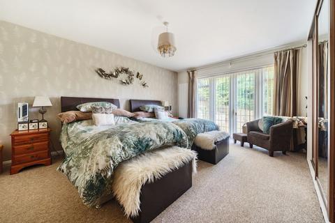 3 bedroom detached house for sale, Hills Lane, Otford Hills, TN15