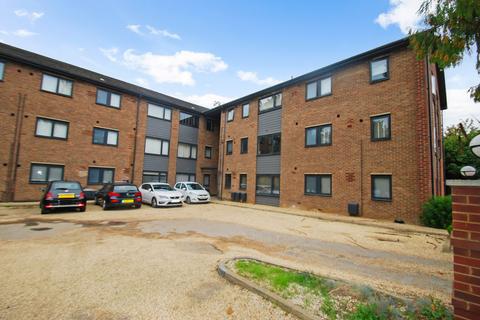 Flat 17, Lincoln House Brookfield Road, Wooburn Green, High Wycombe, HP10 0QA