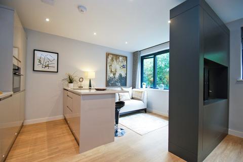 Flat 17, Lincoln House Brookfield Road, Wooburn Green, High Wycombe, HP10 0QA