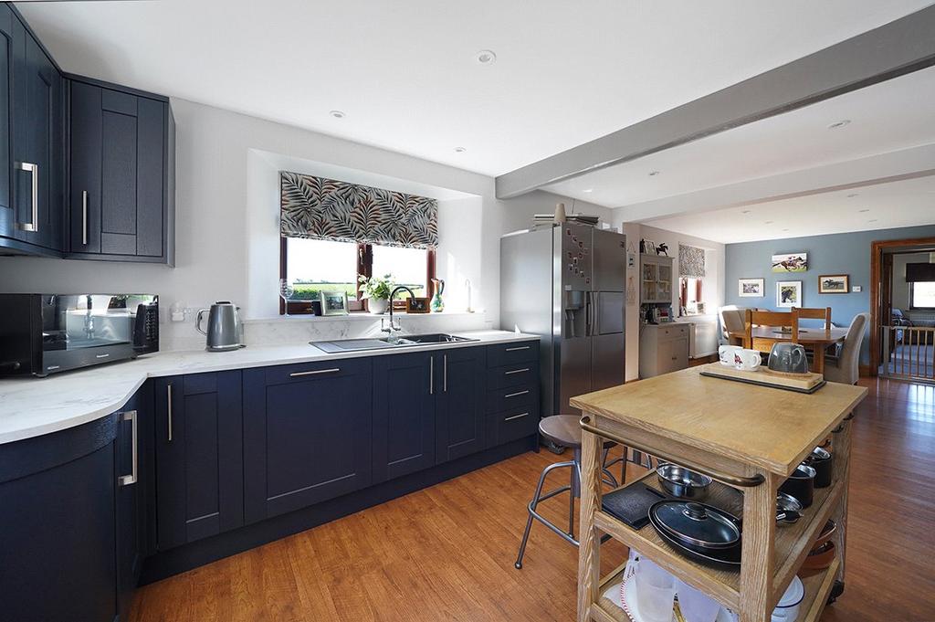 Kitchen 3