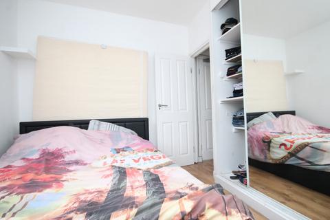 1 bedroom flat to rent, Raleigh Road, Harringey, N8