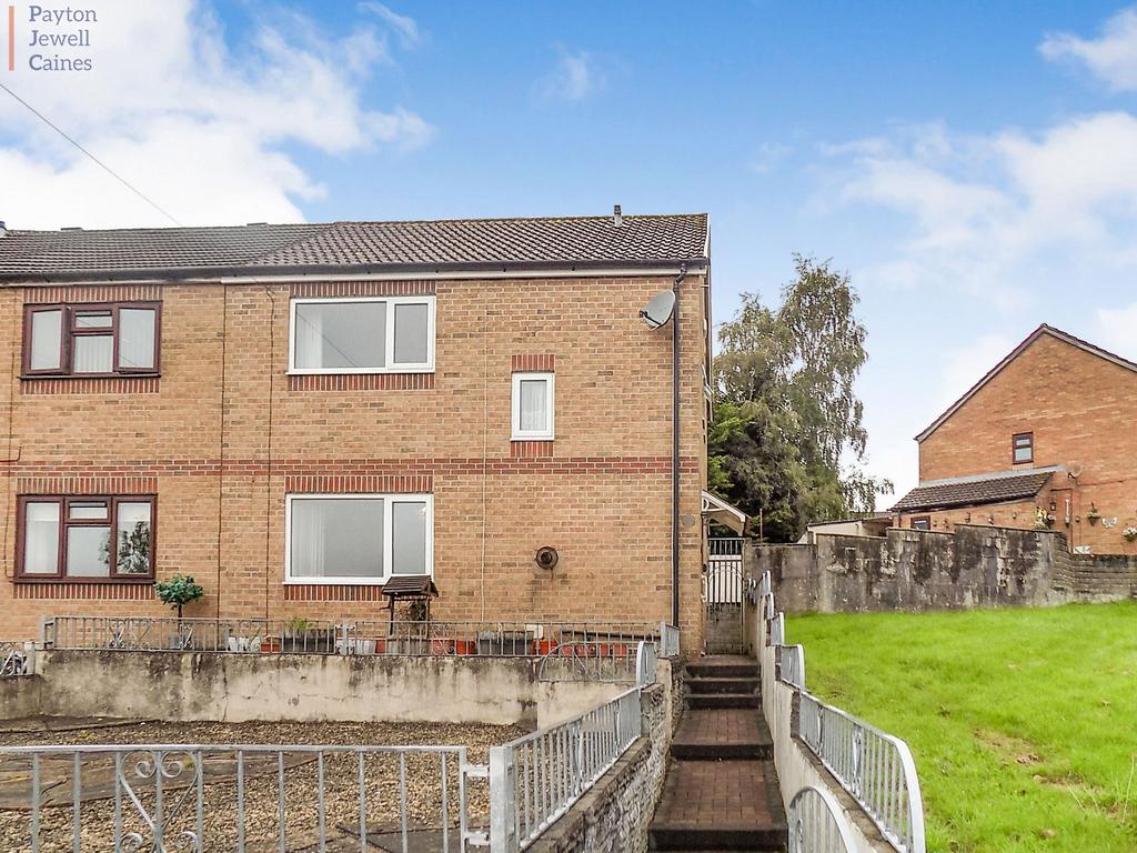 Philip Avenue, Bridgend, Bridgend County. CF31 4DH 3 bed semidetached