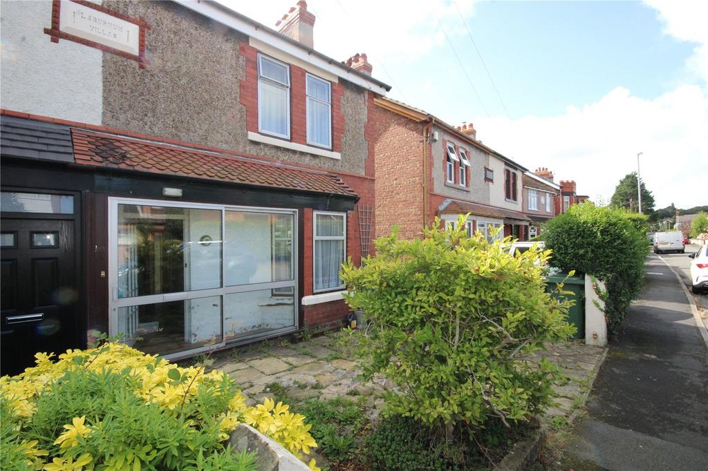 Newton Park Road, Wirral, Merseyside, CH48 2 bed semidetached house