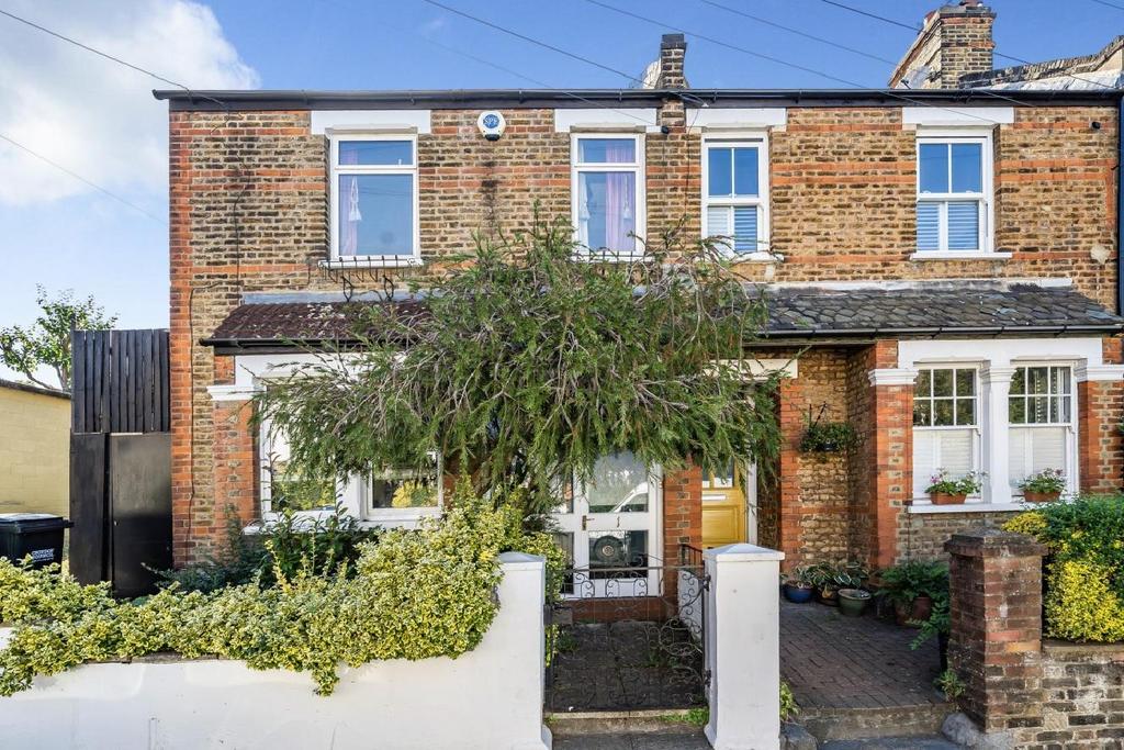 Queen Mary Road, Crystal Palace 3 bed terraced house for sale £700,000
