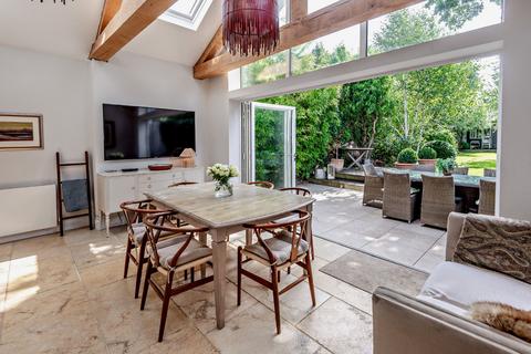 137 New Road, Ascot, SL5 8QA
