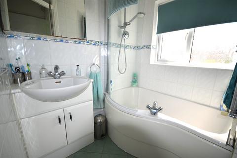 40 Radcliffe Road, Harrow, HA3 7QB