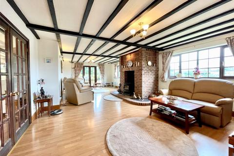 5 bedroom bungalow for sale, Llangadfan, Welshpool, Powys, SY21