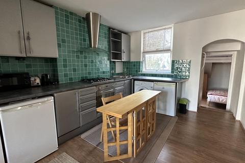 1 bedroom flat to rent, Kenworthy Road, Homerton, E9