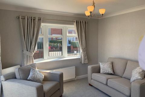 2 bedroom park home for sale - Blackpool, Lancashire, FY4