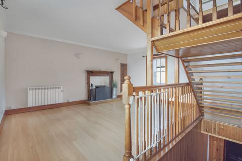 52 Drummond Street, Muthill, Crieff, PH5 2AN