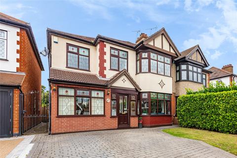 136 Corbets Tey Road, Upminster, RM14 2ED