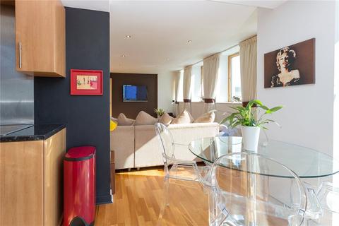 2 bedroom duplex to rent, Bothwell Street, Glasgow, G2