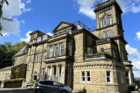 2 bedroom flat to rent, Apartment 8 Thorpe Hall, Queens Drive, Ilkley LS29 9HY