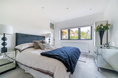 3 bedroom bungalow for sale, Barnet Gate Lane, Arkley, Herts, EN5