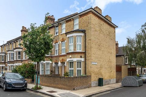 4 bedroom end of terrace house for sale - Tyrrell Road, East Dulwich