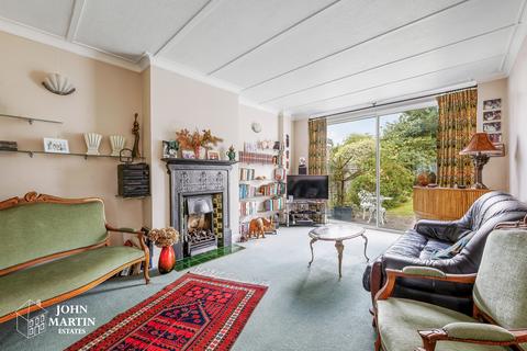 23 Kingfield Road, London, W5 1LD