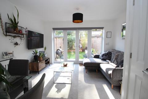 37 The Circle, Great Blakenham, Ipswich, IP6 0FD