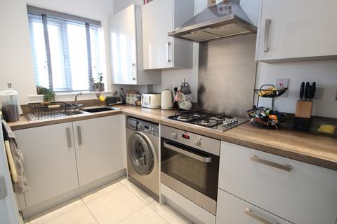 37 The Circle, Great Blakenham, Ipswich, IP6 0FD