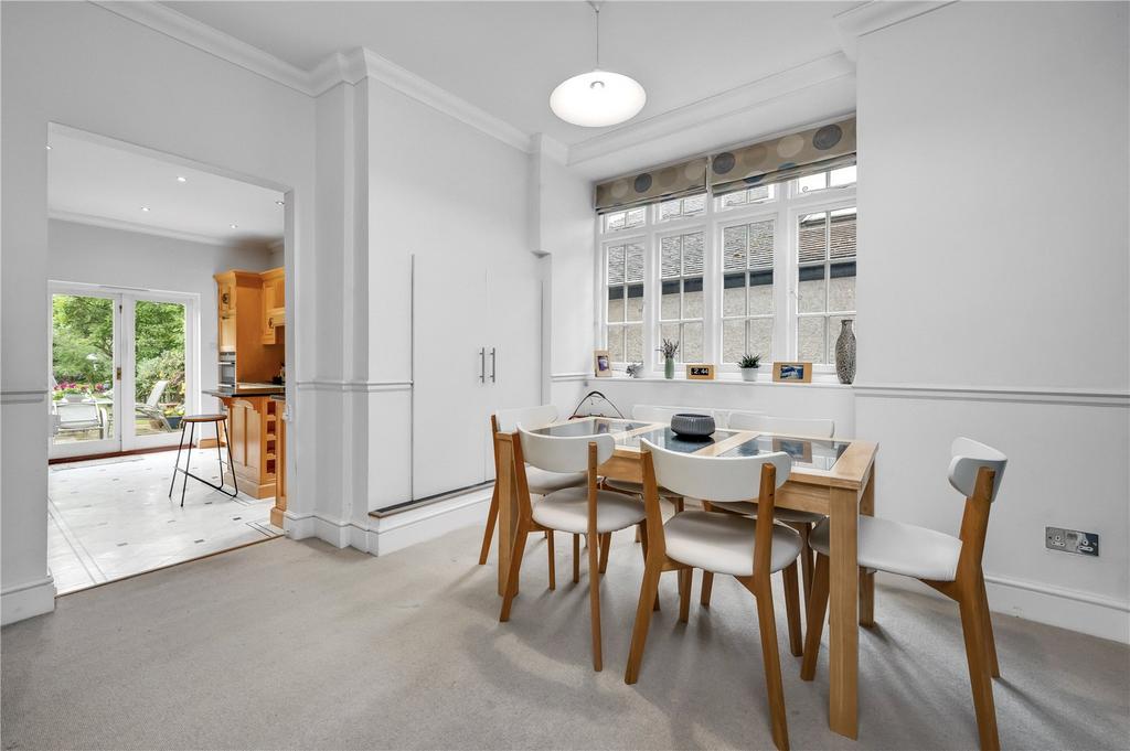 Breakfast Room