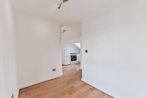 Flat 6, 2 Salisbury Road, Stroud Green, London, N4 1JZ