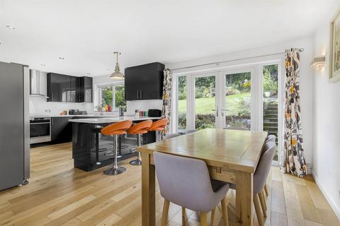 9 Meadow View, Marlow, SL7 3PA
