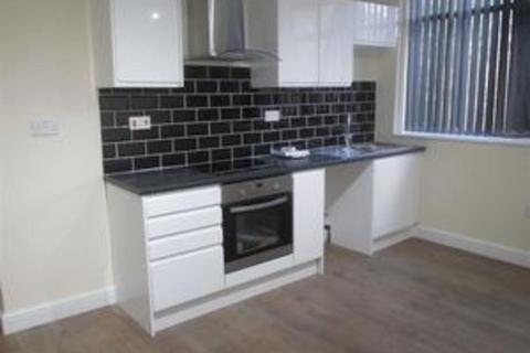 2 bedroom flat to rent, 20 Ednam Court, Dudley, DY1 1AG