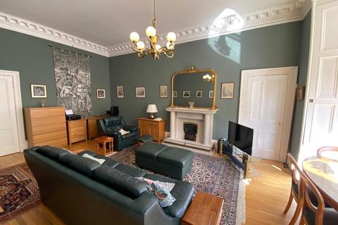 1 bedroom flat to rent, Blantyre Terrace, Bruntsfield, Edinburgh, EH10