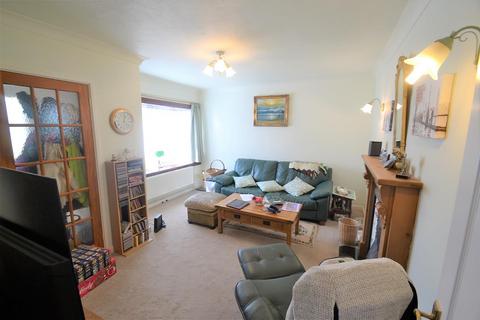 3 Ash Grove, Feltham, TW14 8AR