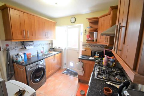 3 Ash Grove, Feltham, TW14 8AR