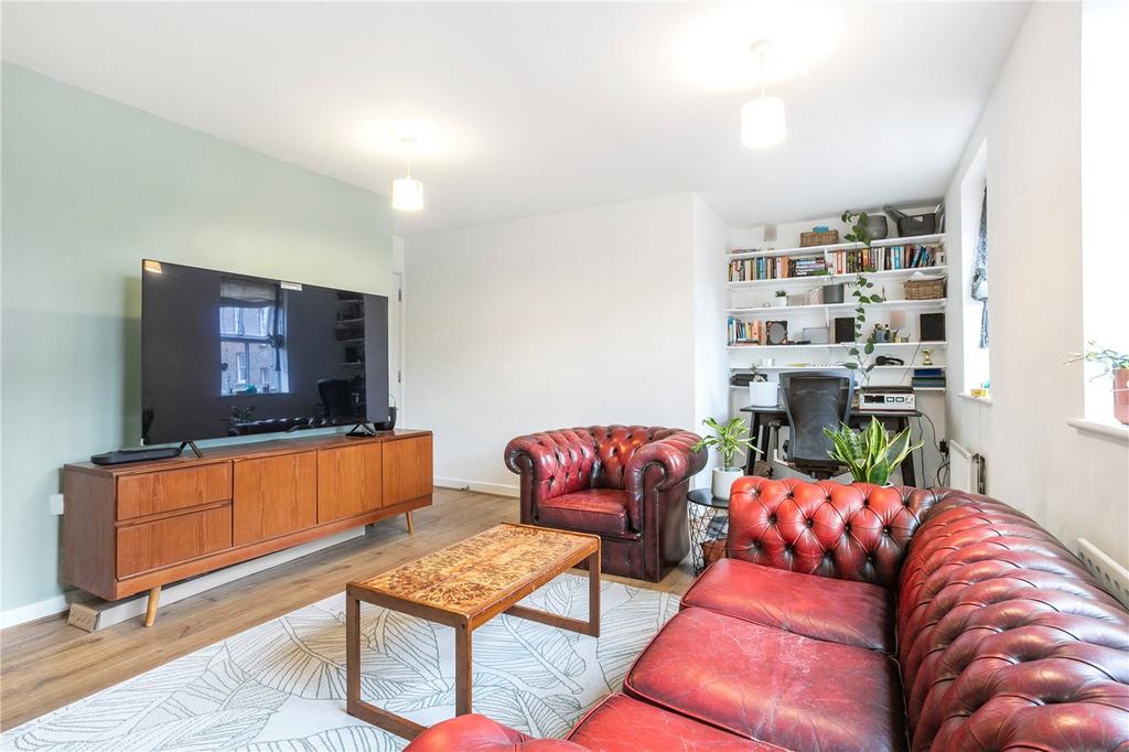Apartment in London, Lower Clapton, Clapton - More