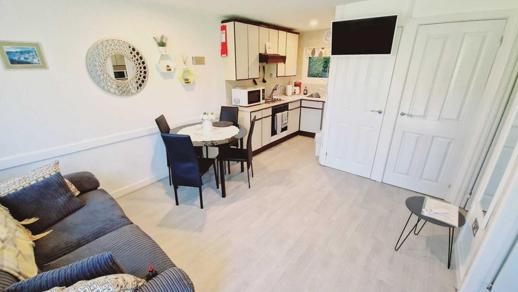 Lanteglos Holiday Park,Camelford 2 bed semidetached house for sale £