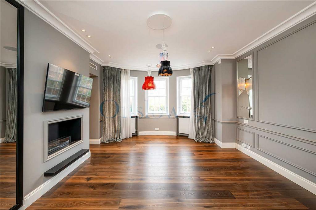 Bedroom/Lounge