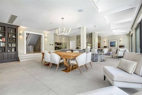 7 bedroom detached house to rent, Roehampton Gate, Putney, London, SW15