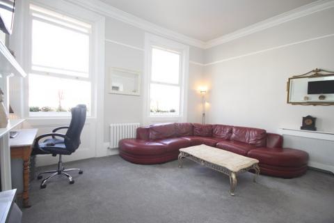 Flat 1, Poole Hill Terrace, 21 - 25 Poole Hill, Bournemouth, BH2 5PW