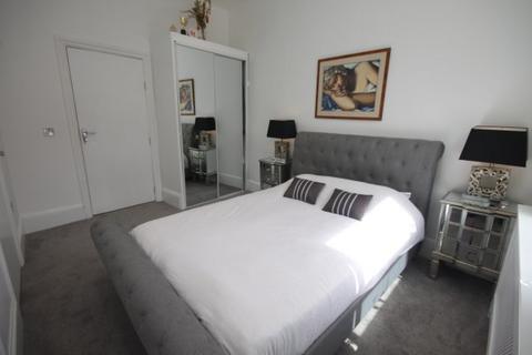 Flat 1, Poole Hill Terrace, 21 - 25 Poole Hill, Bournemouth, BH2 5PW